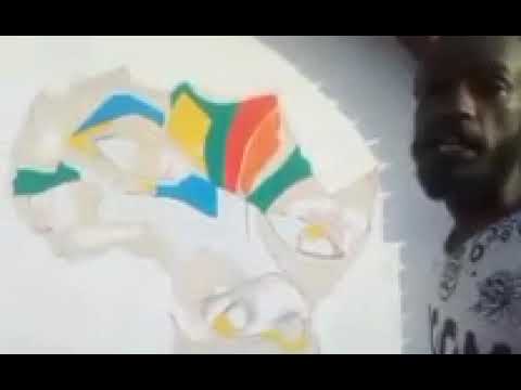 ثلاثة تشكيلين يرسمون الجمال امام القيادة قبيل فض الاعتصام